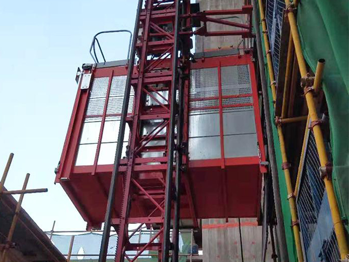普通建筑施工电梯