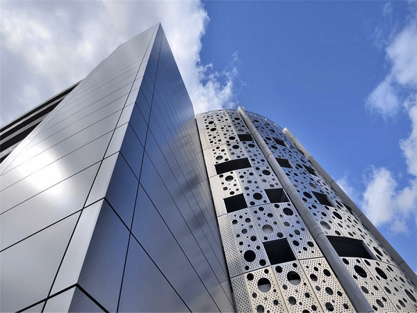 鋁單板廠家鋁單板幕墻材質及構造？