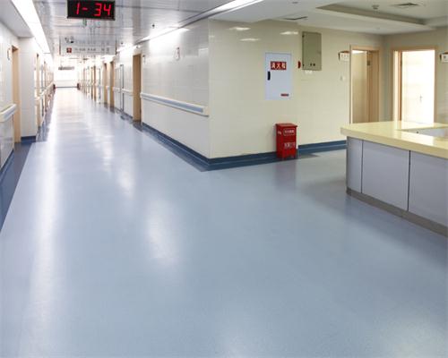 为什么医院地面施工都钟情PVC地板