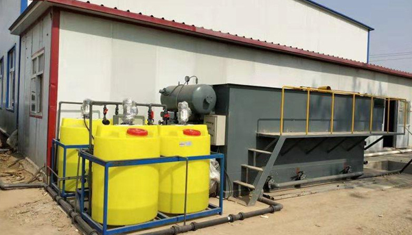 工厂污水处理设备在使用时管道泄漏要立即进行有效的处理