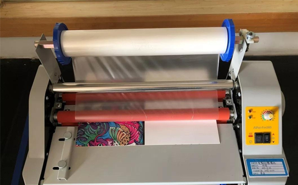 南阳印刷公司的覆膜工艺，分享对于覆膜的选择和注意事项