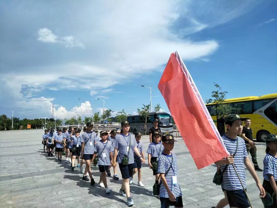 廣州黃埔軍事夏令營用什么方法教育叛逆期的孩子？