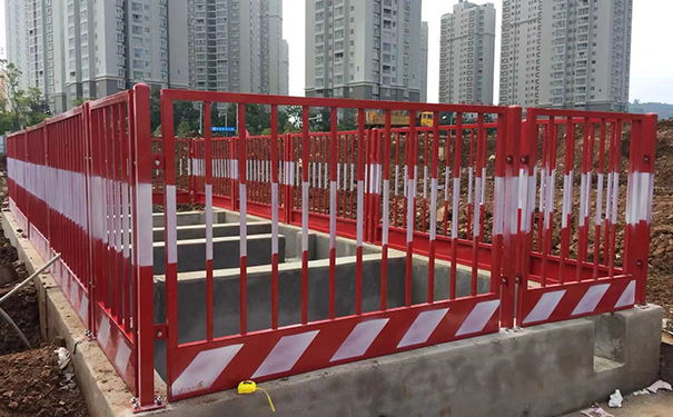 贵州搭设临边防护栏杆注意事项