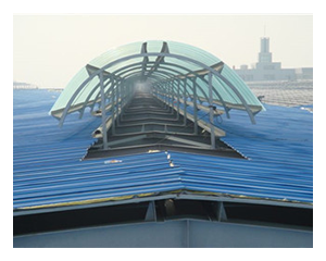 采光板告诉你屋顶采光材料用哪种好？耐力板还是阳光板？