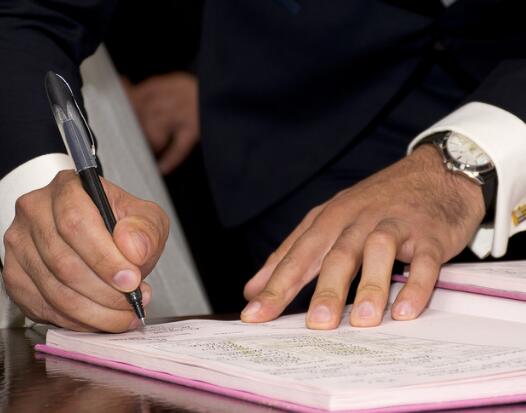 签合同，深圳合同律师提供法律常识你必须懂！