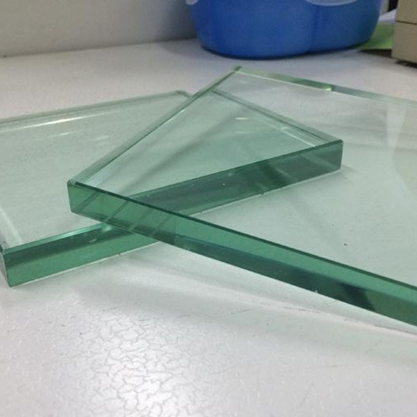 云南钢化玻璃厂家聊提高钢化玻璃成品率的方法