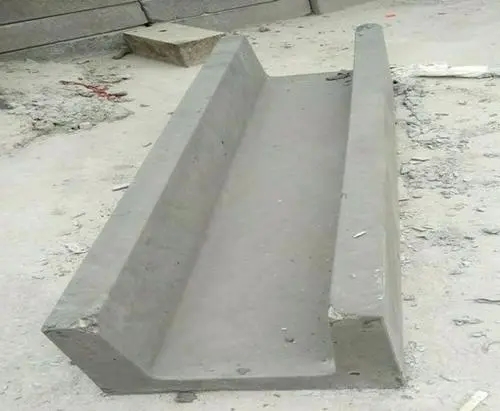 预制混凝土排水沟U型槽的安装方法