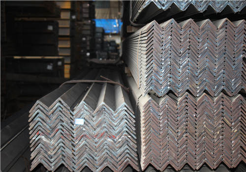 角钢应用领域与外观质量要求