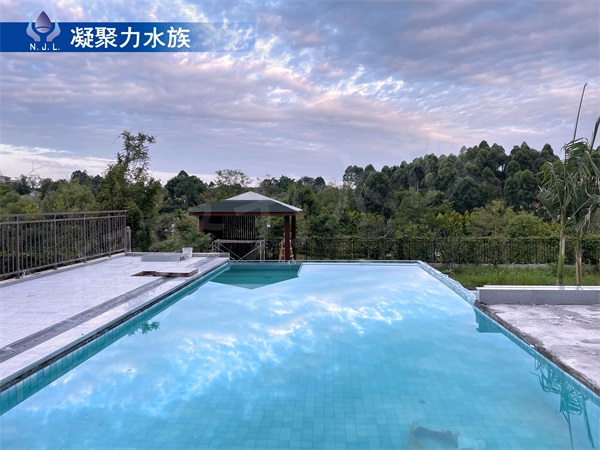 重庆无边游泳池设计