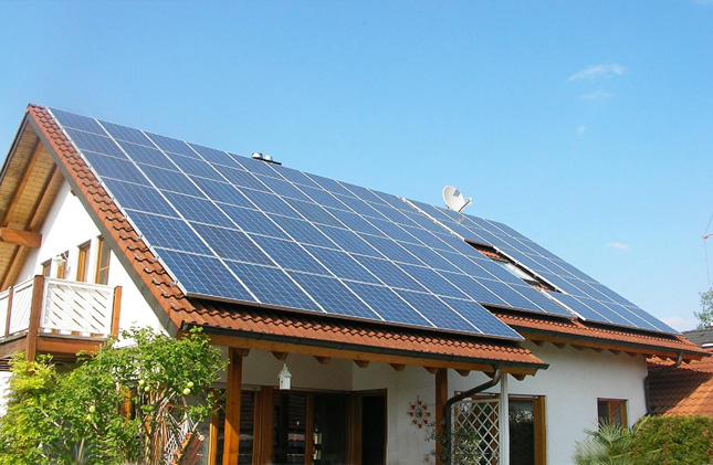 安装一套家用太阳能发电设备需要哪些设备？