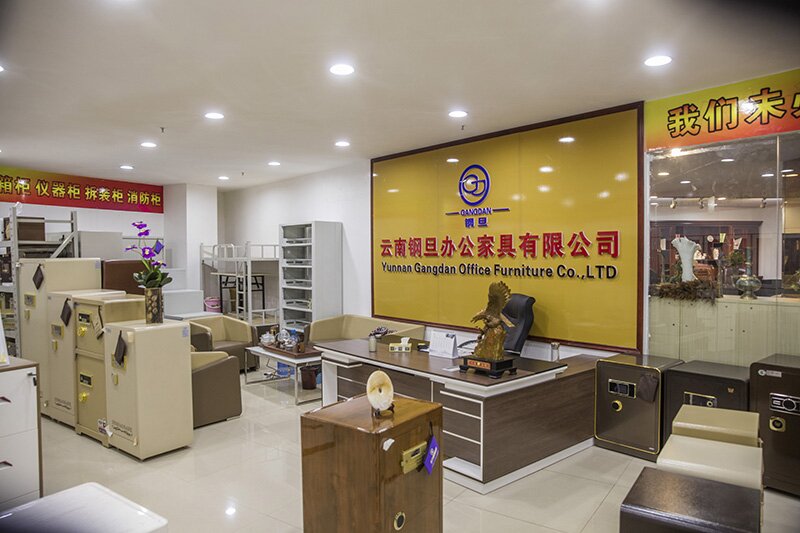 鋼旦家具門店展示