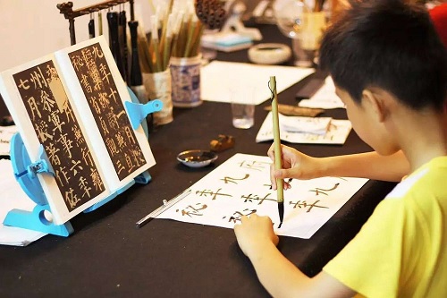 山西书法艺考集训机构:书法艺术是国内传统造型艺术之一