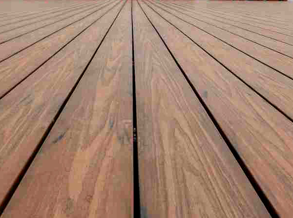 昆明木塑地板厂家教你该怎么选择木塑地板?