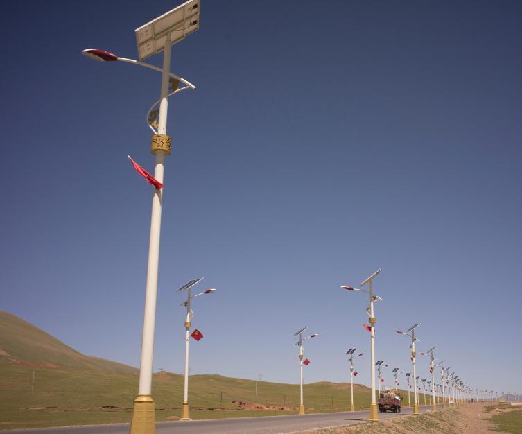 云南有很多生产太阳能路灯的厂家，路灯厂家你选对了吗