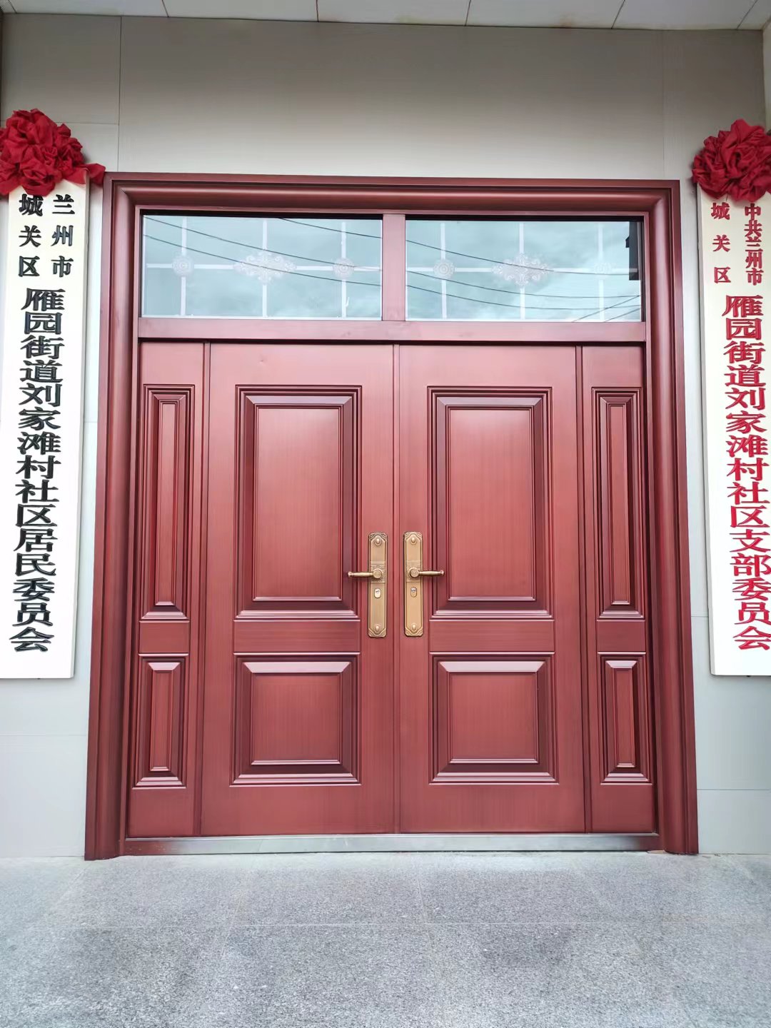 兰州单元门厂家浅谈防盗门的选择