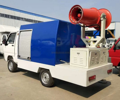 小型雾炮车