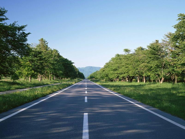 在公路瀝青路面施工過程中常說的走線法和平衡梁法都是什么