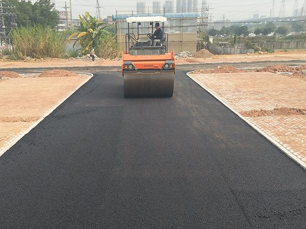 沥青路面施工公司分享沥青路修补坑槽的方法步骤