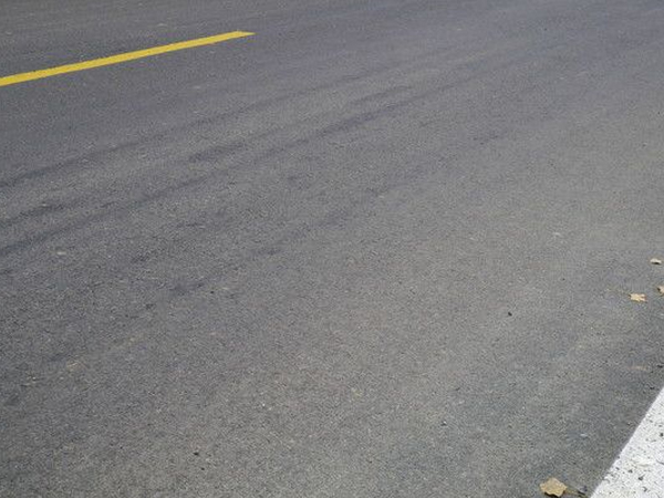昆明瀝青路面修補施工隊解答路面修復要遵循哪些原則