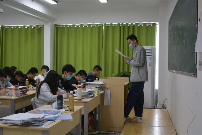福州艺考文补学校