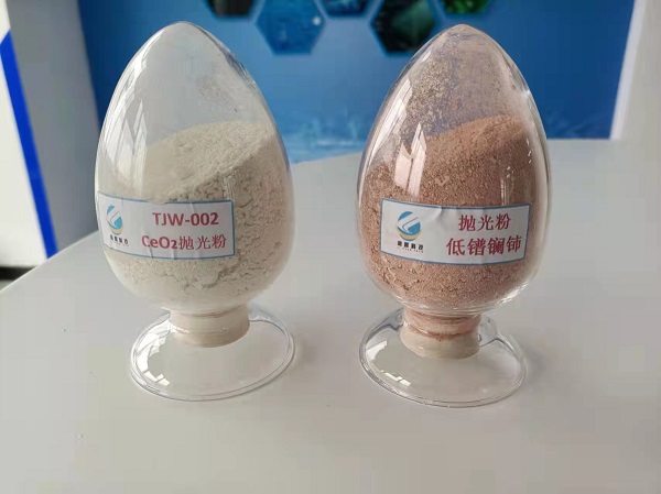 Preparation of cerium oxide polishing powder by gas phase method and spray pyrolysis method