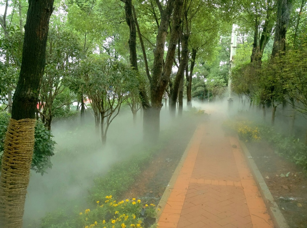 長沙市人民東路增綠添景人造霧景觀工程