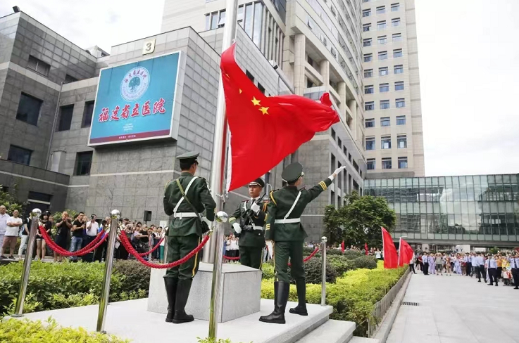 军事夏令营费用高不高？