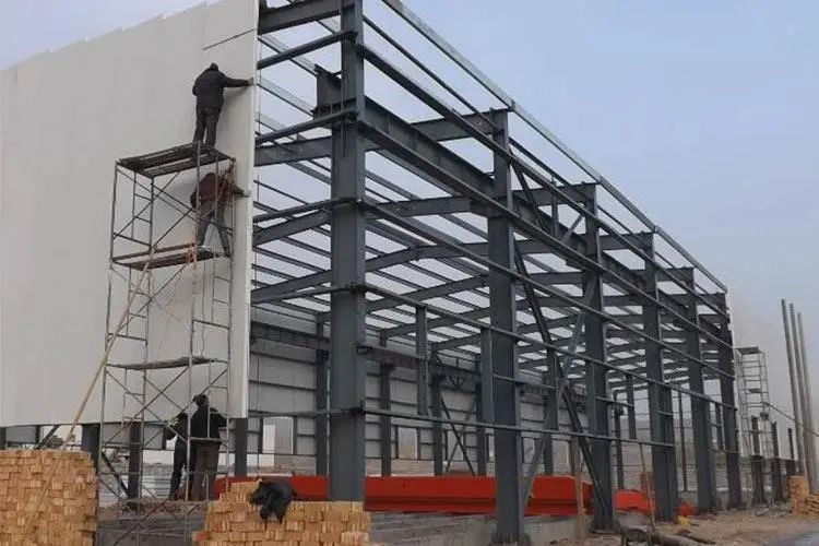 福州钢结构厂家分享预防钢结构建筑生锈的操作