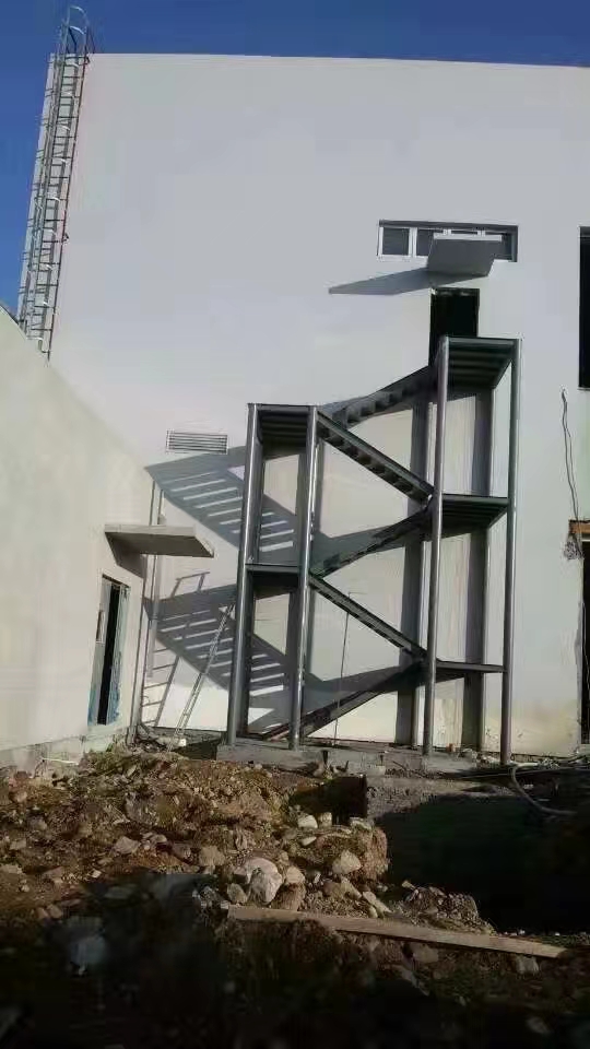 寧德時代（西寧）廠區安全鋼結構樓梯