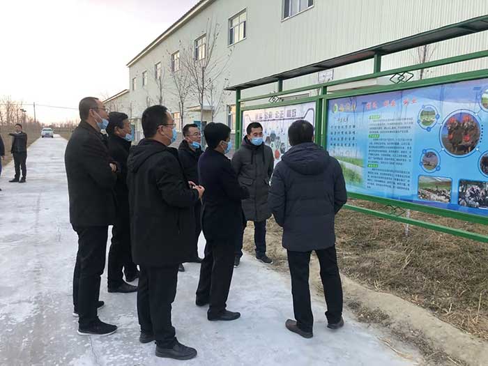董事长屈扬组团前往新疆进行农牧项目考察
