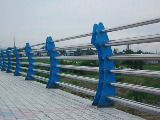 复合管桥梁护栏