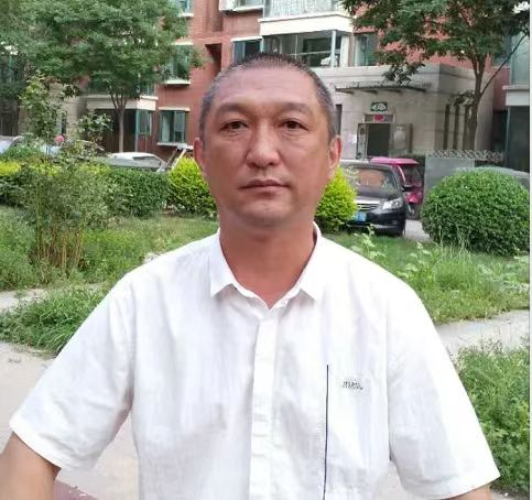 语文老师许耀义