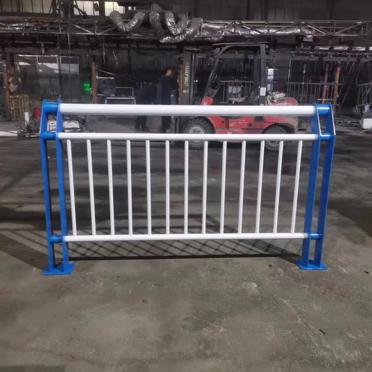 防撞橋梁欄桿 中間分隔帶護欄 保障產品質量貼心服務