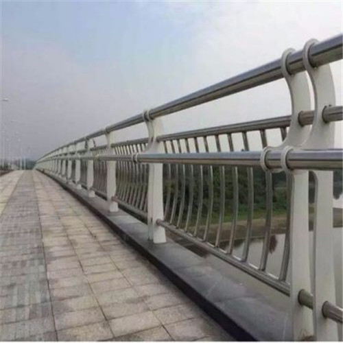 山东不锈钢复合管护栏-桥梁护栏
