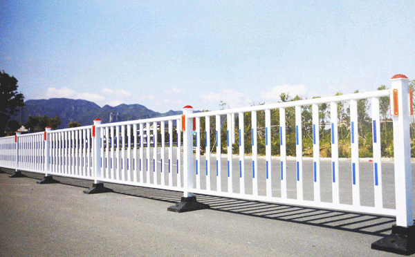 详解市政交通护栏结构安全设计和表面处理设计注意事项