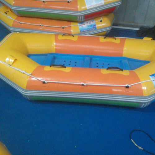 充气式漂流艇