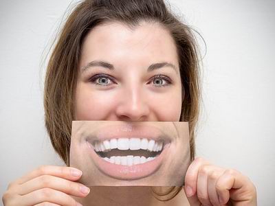 激光使牙齒美白更加輕松，什么牙齒適合做？激光應用注意事項;