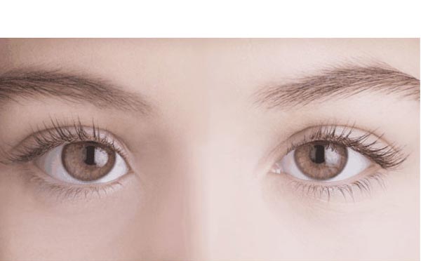 韩式化妆发之眼线和嘴唇化法