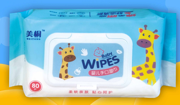 给宝宝使用新品牌手口湿纸巾前需要做何准备？
