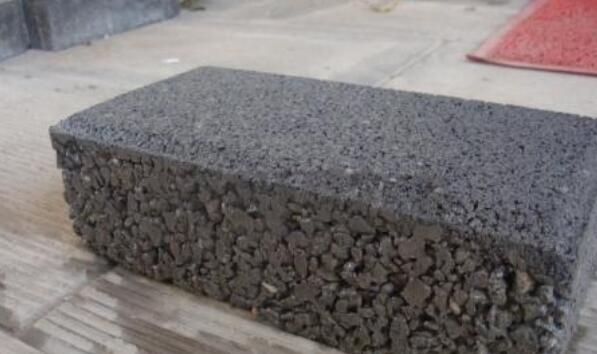 荷兰砖与混凝土透水砖的区别？