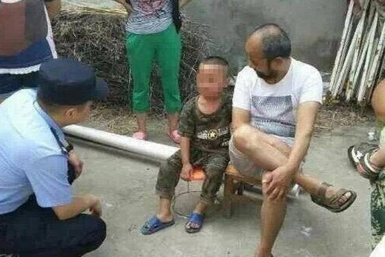 惠州锌钢栅栏厂分享男孩模仿红孩儿 练喷火结果床铺烧为灰烬