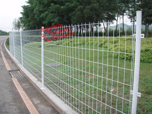 双边丝护栏网厂家批发供应小区护栏网公路护栏网