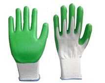 安阳糊树脂厂家为您讲述pvc手套对生活的影响