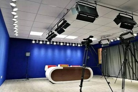 北京朝阳摄影棚出租网教你如何解决LED大屏反光的问题