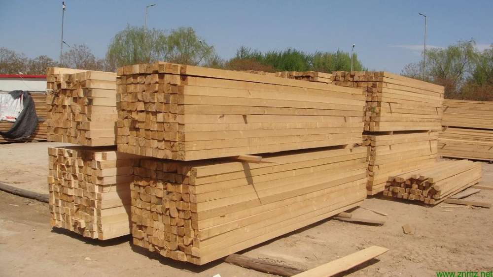 实木沙发板材加工厂湖南湖滨木业欢迎亲临订购松木板材家具