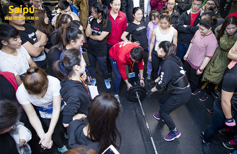 北京大兴健身教练学校分享健身教练必须掌握的技能