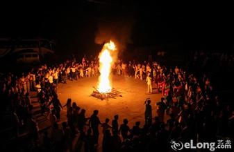 苏州采香泾生态园篝火基地举行篝火晚会