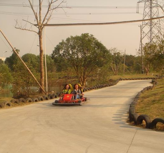 苏州采香泾跑跑卡丁车基地充分考虑安全的重要性