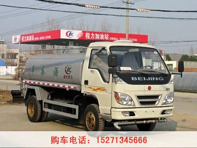 湖北程力5方灑水車以其綜合性價(jià)比深受市場(chǎng)歡迎