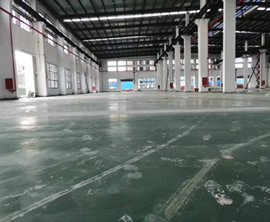 绿色金钢砂耐磨地坪